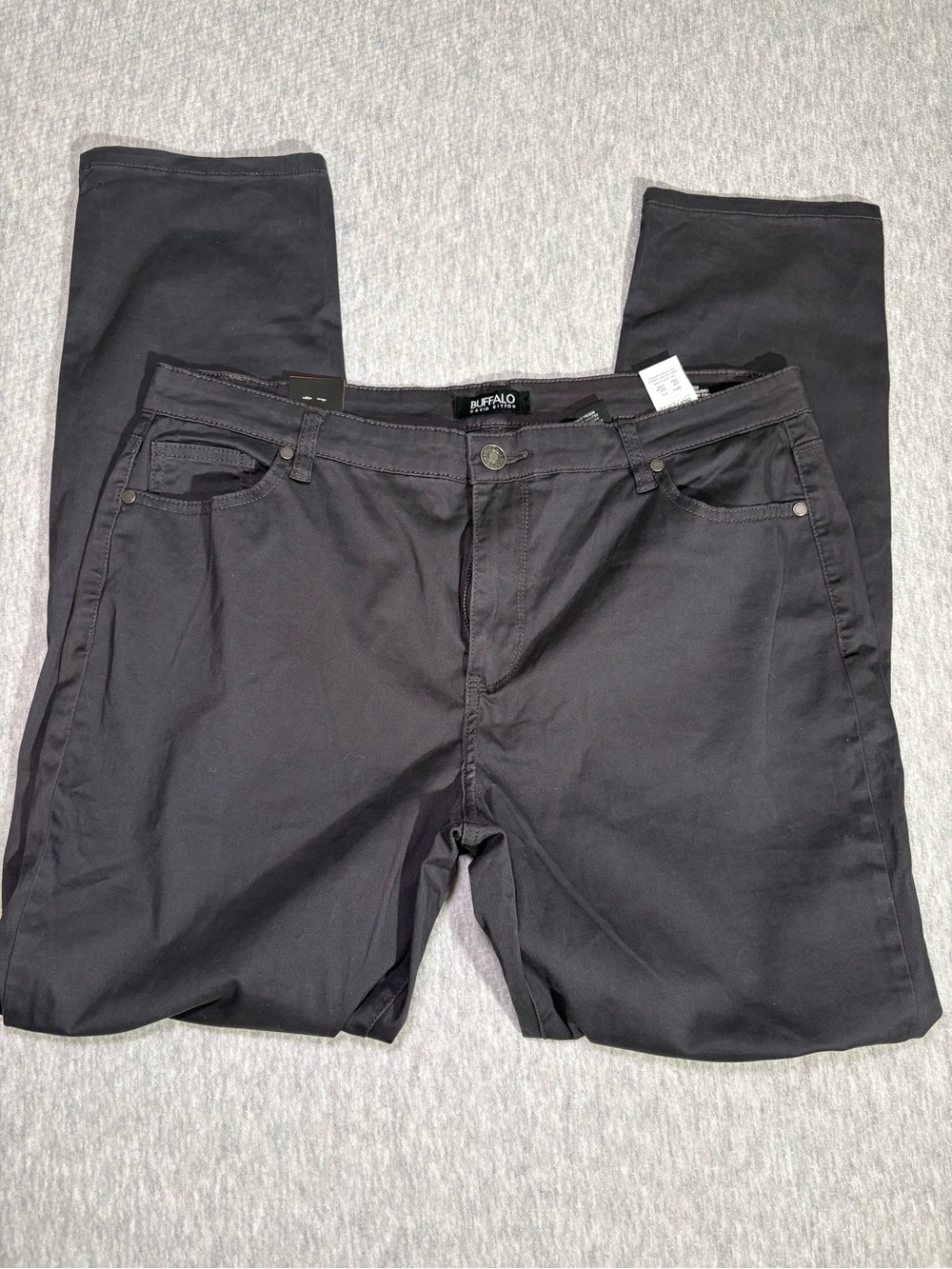 Buffalo Women’s Dark Grey Mid Rise stretch pants NWT